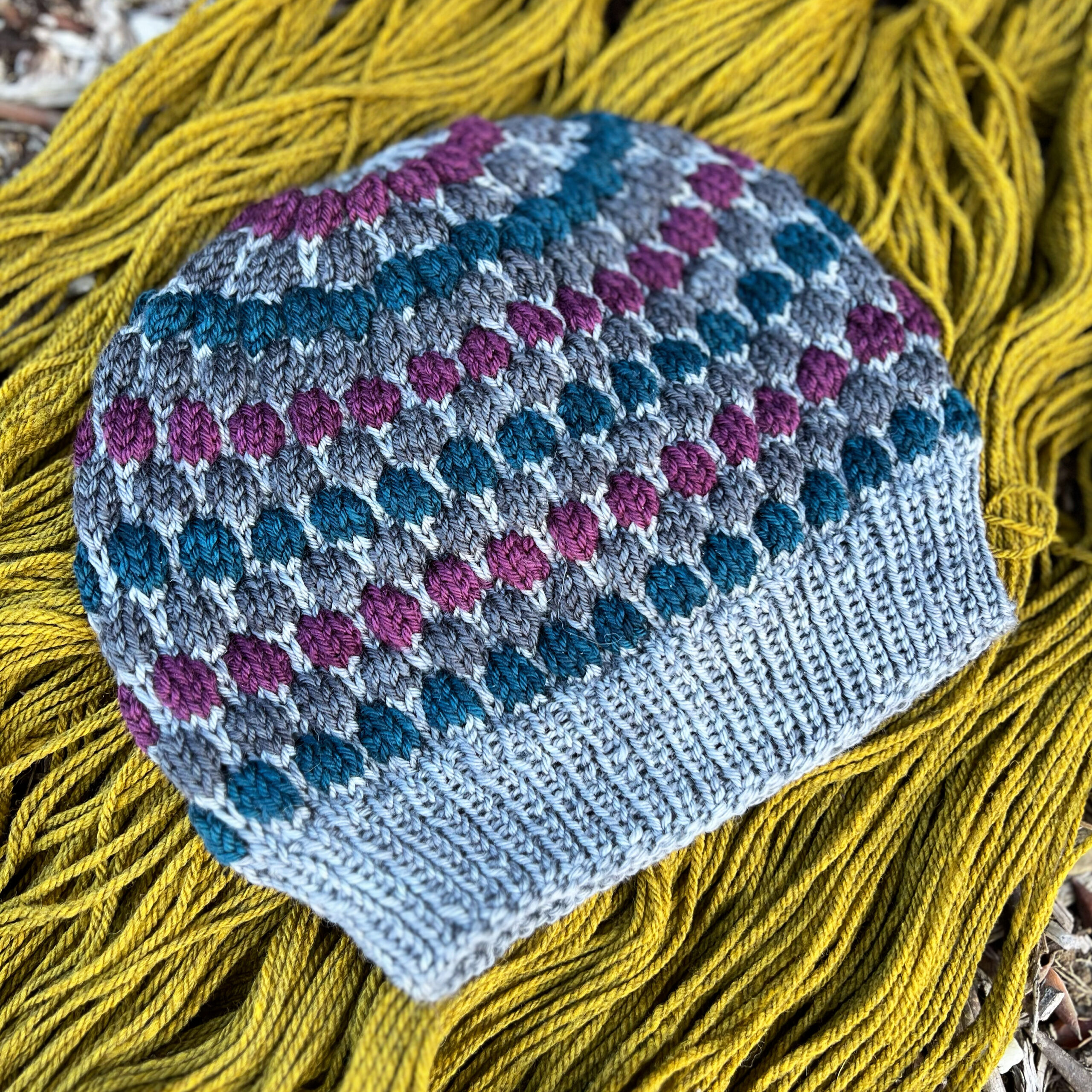 17 Free Knitting Patterns To Make With Variegated Yarn - Handy Little Me